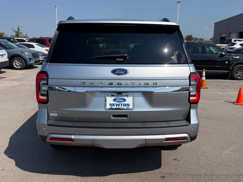Used 2023 Ford Expedition Limited AWD/4WD image 27