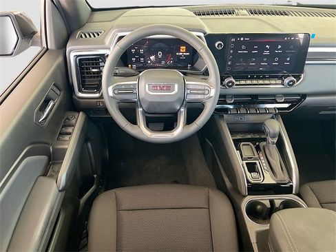 New 2026 GMC Canyon Elevation w/ Convenience Package image 16