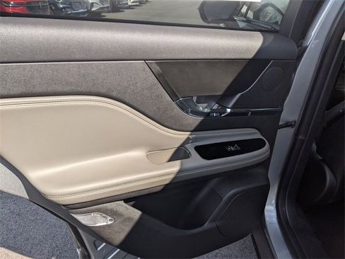 New 2024 Lincoln Corsair Reserve w/ Equipment Group 201A image 28