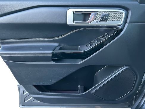 Used 2023 Ford Explorer ST w/ Equipment Group 401A image 17