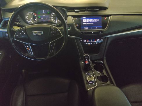 Used 2020 Cadillac XT5 Premium Luxury FWD image 22