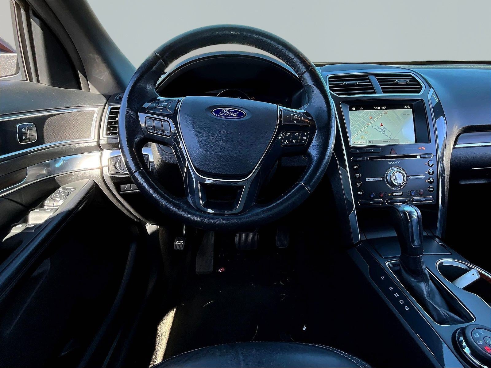 Used 2017 Ford Explorer Limited AWD/4WD image 8