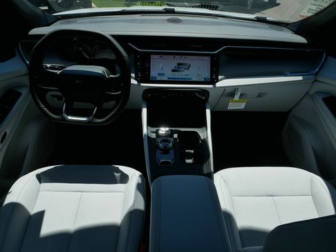 New 2026 Jeep Cherokee Limited AWD/4WD image 12