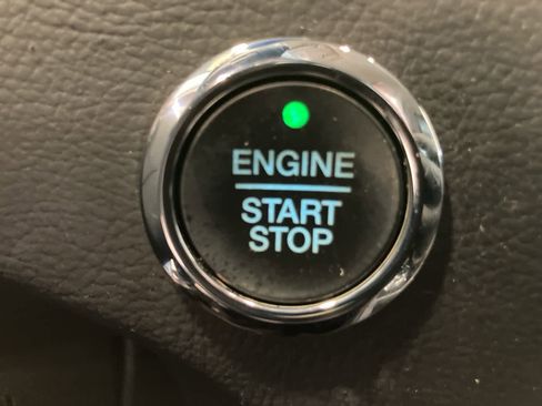 Used 2020 Ford Edge SEL w/ Convenience Package image 19