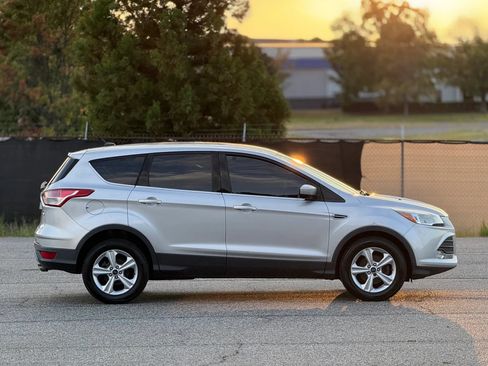 Used 2014 Ford Escape SE FWD image 7