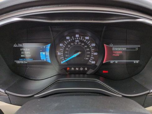 Used 2019 Ford Fusion SE AWD/4WD image 34