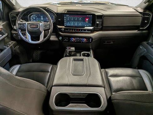 Used 2022 GMC Sierra 1500 Elevation w/ Elevation Premium Package AWD/4WD image 19
