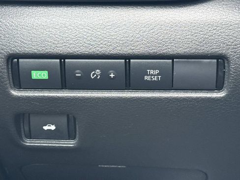 Used 2024 Nissan Sentra SV w/ All-Weather Package FWD image 13