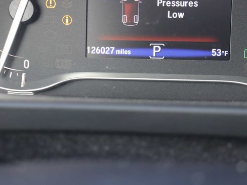 Used 2018 Honda Pilot EX-L image 11