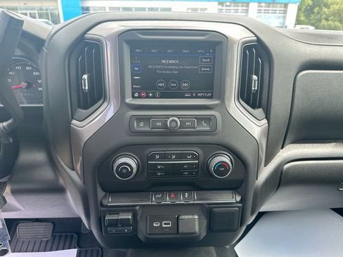 Used 2023 Chevrolet Silverado 2500 Custom w/ Custom Value Package AWD/4WD image 15