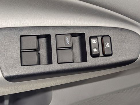 Used 2015 Toyota Tacoma 4x4 Double Cab image 17