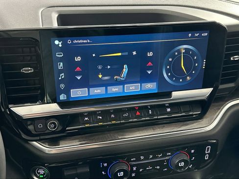 Used 2023 Chevrolet Silverado 1500 LTZ image 25