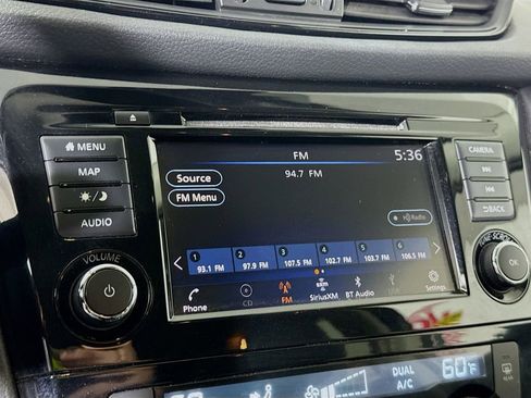Used 2019 Nissan Rogue SL w/ Premium Package AWD/4WD image 8