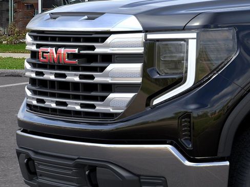 New 2026 GMC Sierra 1500 SLE image 20