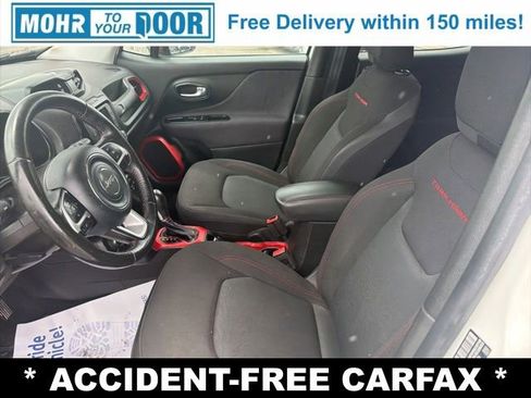 Used 2015 Jeep Renegade Trailhawk w/ Popular Equipment Group AWD/4WD image 13