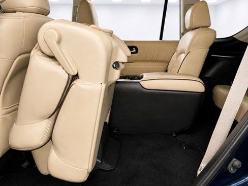Used 2024 Nissan Armada Platinum w/ Captain's Chairs Package AWD/4WD image 14