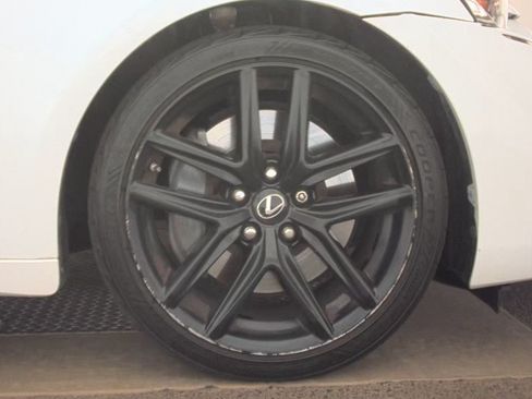Used 2017 Lexus IS 200t F Sport w/ F Sport Package RWD image 8