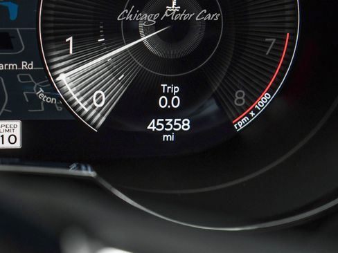 Used 2021 Bentley Bentayga AWD/4WD image 14