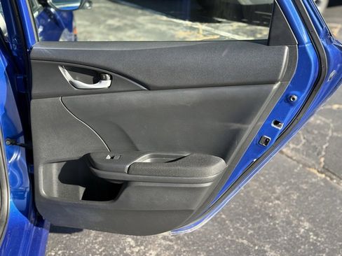 Used 2018 Honda Civic EX image 18