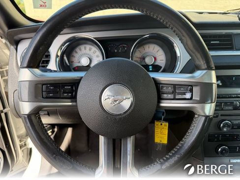 Used 2011 Ford Mustang Premium w/ 201A Rapid Spec Order Code image 22
