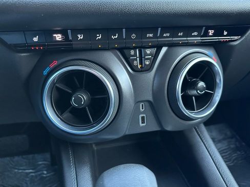 Used 2021 Chevrolet Blazer LT image 26