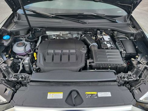 New 2025 Audi Q3 2.0T Premium image 13