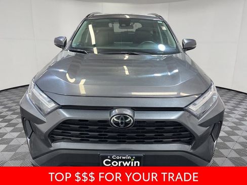 Used 2023 Toyota RAV4 XLE AWD/4WD image 2