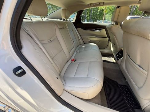 Used 2013 Cadillac XTS Premium FWD image 24