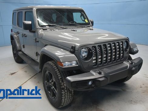Used 2021 Jeep Wrangler Unlimited Sahara image 1