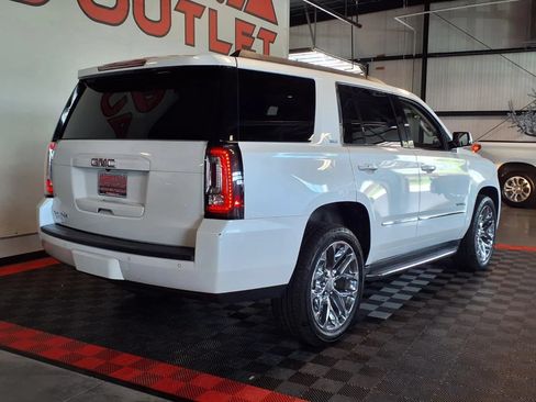 Used 2016 GMC Yukon SLT w/ Open Road Package AWD/4WD image 8