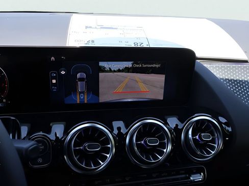 New 2026 Mercedes-Benz GLA 250 4MATIC image 22