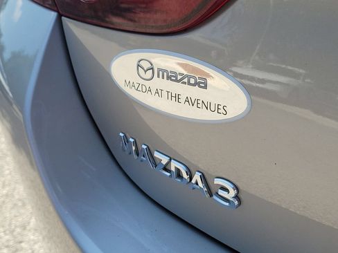 Used 2024 MAZDA MAZDA3 s FWD image 8