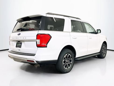 Used 2024 Ford Expedition XLT image 9