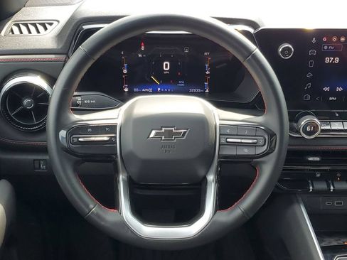 Used 2023 Chevrolet Colorado Z71 w/ Z71 Convenience Package 2 AWD/4WD image 28