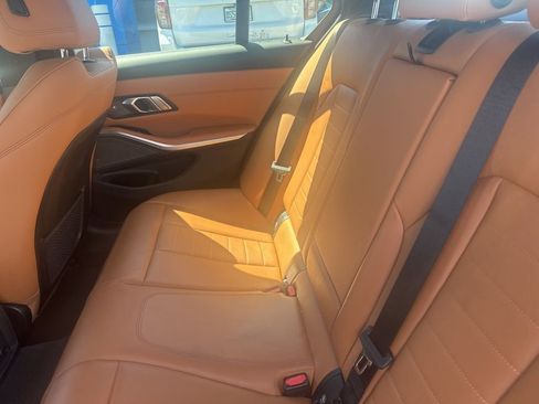 Used 2020 BMW 330i Sedan w/ Premium Package image 14