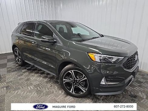 Certified 2023 Ford Edge ST w/ Cargo Accessory Package image 9