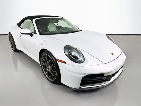 Used 2025 Porsche 911 Carrera w/ Premium Package RWD image 3
