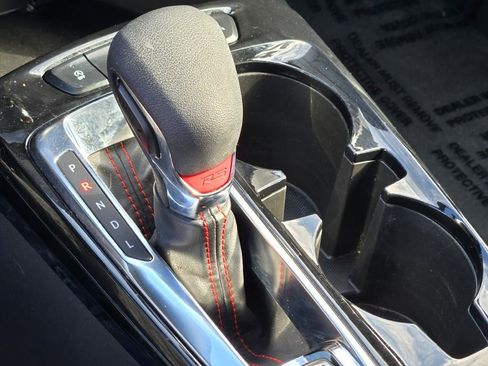 Certified 2024 Chevrolet Trax RS image 27