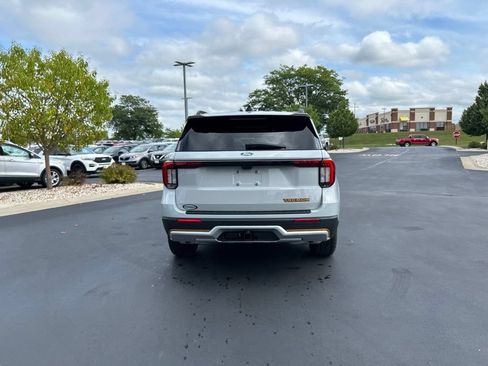 New 2027 Ford Explorer Tremor w/ Sun And Sound Package AWD/4WD image 7