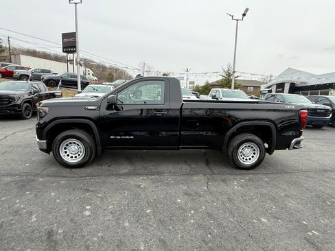 New 2026 GMC Sierra 1500 Pro image 2
