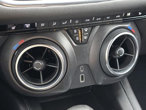 Used 2021 Chevrolet Blazer LT image 21