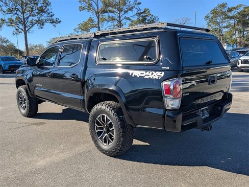 Used 2022 Toyota Tacoma TRD Sport image 6