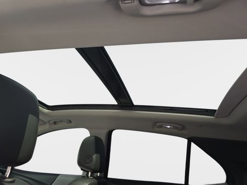 Used 2020 Chevrolet Equinox Premier FWD image 29
