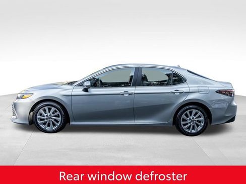 Used 2023 Toyota Camry LE FWD image 12