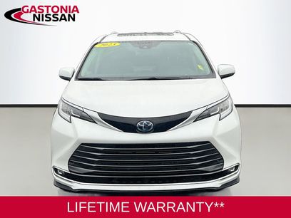 Used 2023 Toyota Sienna Limited