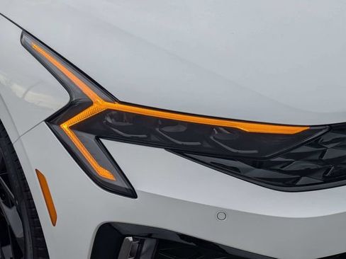 New 2026 Kia K5 GT-Line w/ GT-Line Premium Package FWD image 9