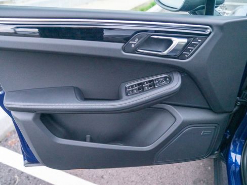 New 2026 Porsche Macan Turbo image 10