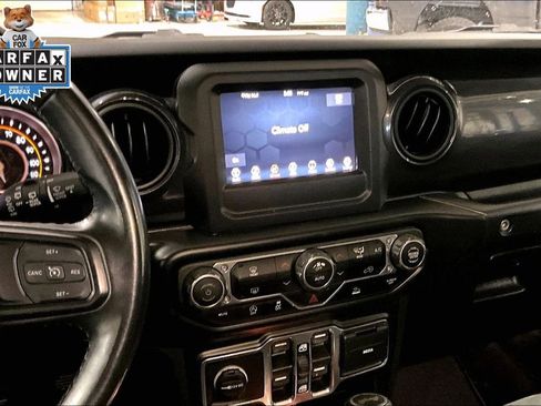 Used 2021 Jeep Wrangler Unlimited Sport AWD/4WD image 6