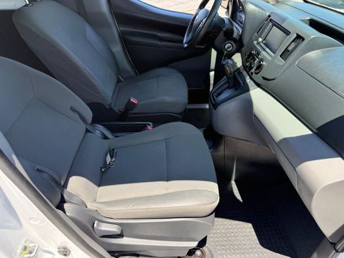 Used 2021 Nissan NV200 S w/ Sliding Door Glass Package FWD image 11