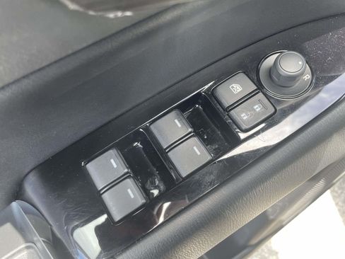 Used 2024 MAZDA CX-5 AWD 2.5 S w/ Preferred Package image 18
